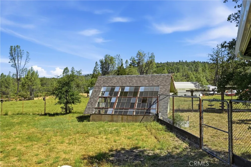 8155 Sulphur Creek Rd Loch Lomond, CA 95461