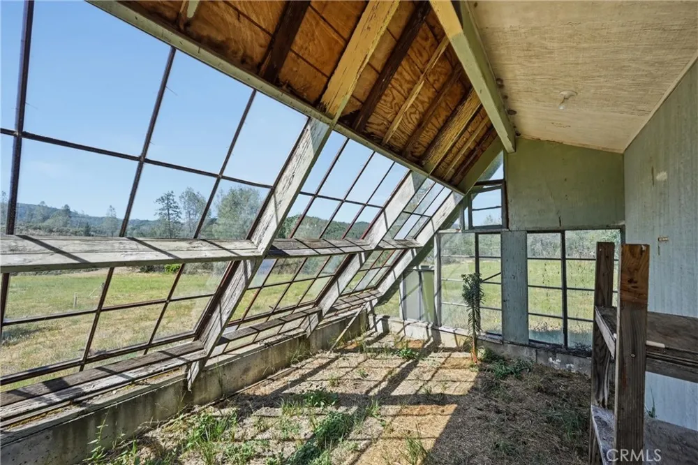 8155 Sulphur Creek Rd Loch Lomond, CA 95461