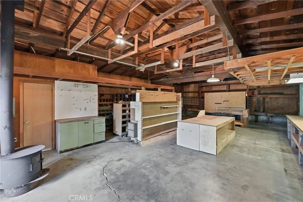 8155 Sulphur Creek Rd Loch Lomond, CA 95461