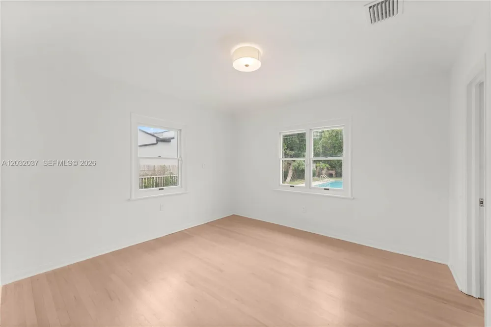 440 SW 29th Rd Miami, FL 33129