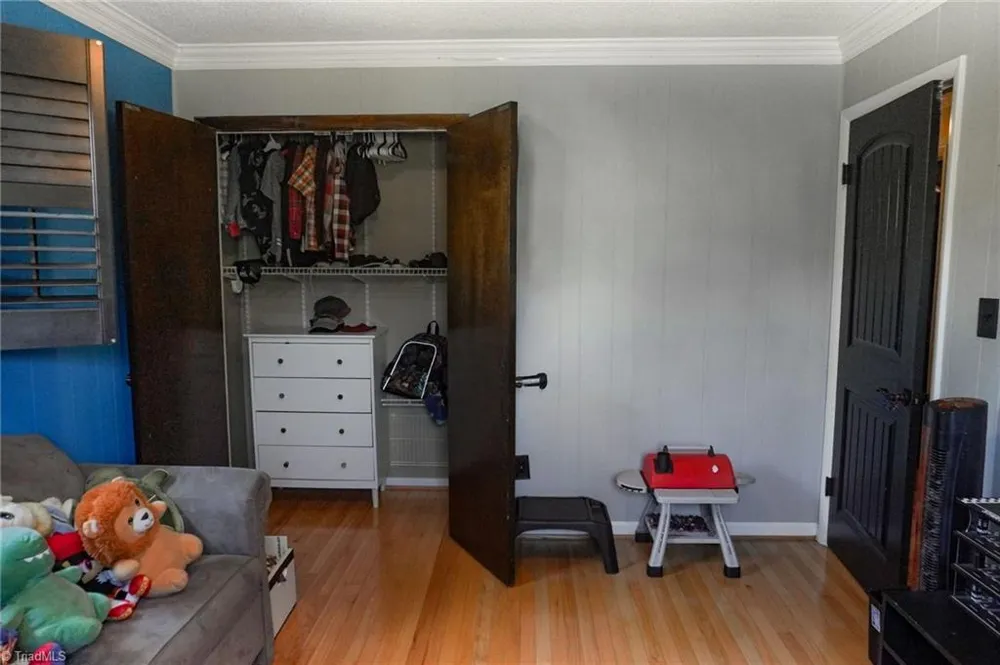 1744 R Chipman Drive Yadkinville, NC 27055