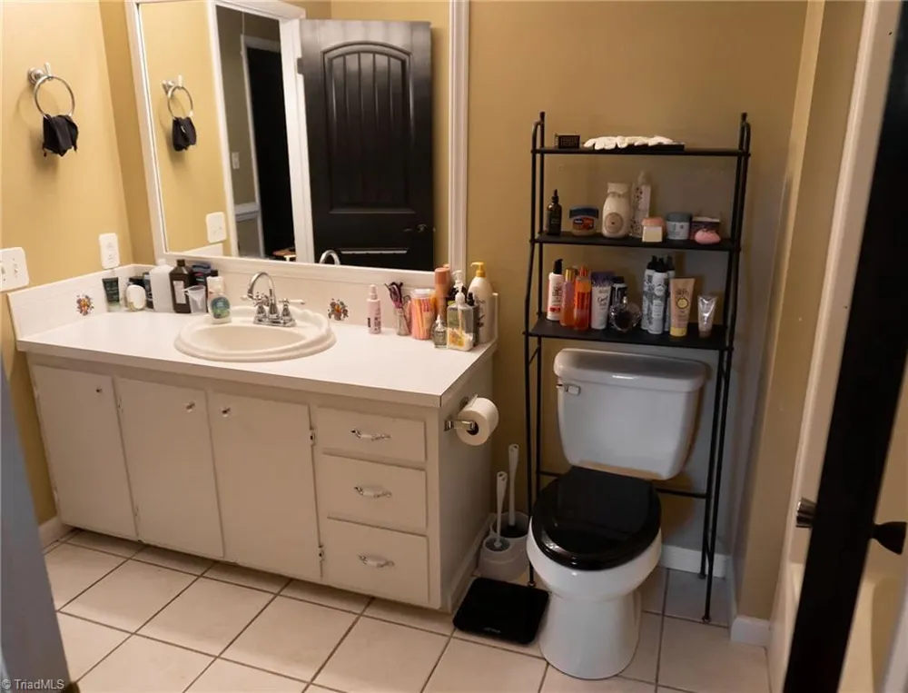 1744 R Chipman Drive Yadkinville, NC 27055