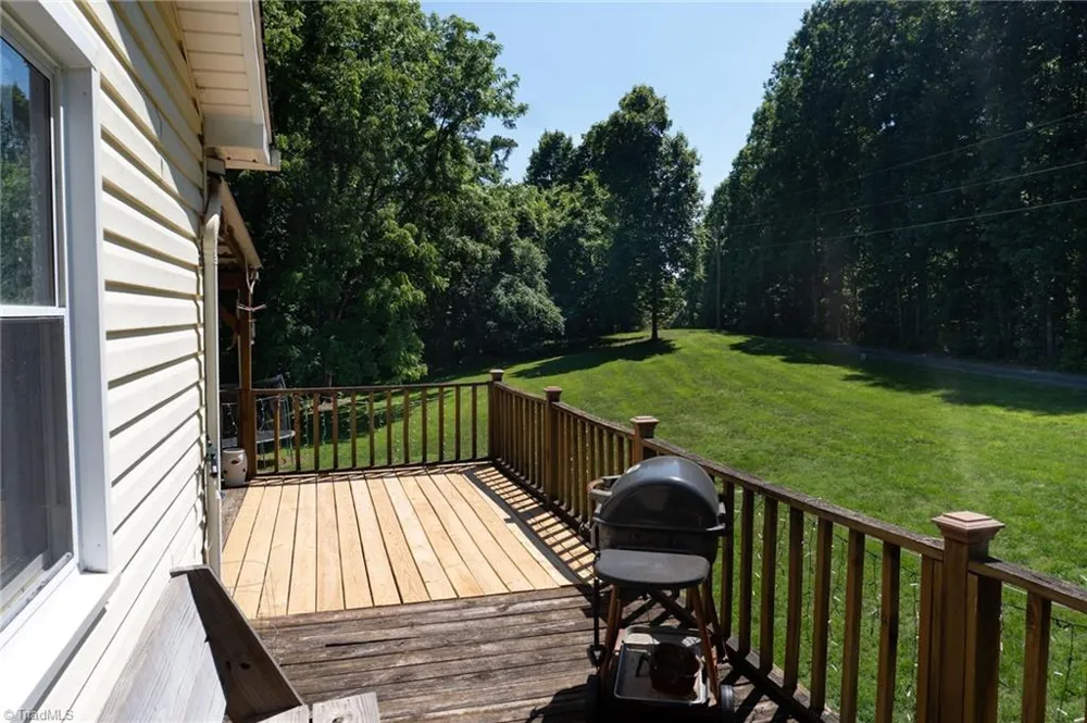 1744 R Chipman Drive Yadkinville, NC 27055