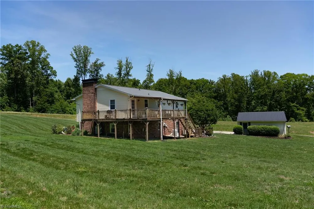 1744 R Chipman Drive Yadkinville, NC 27055