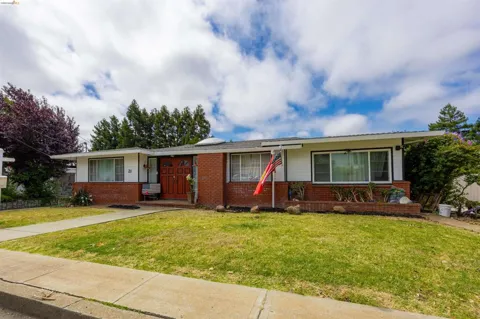21 Monte Vista Ave