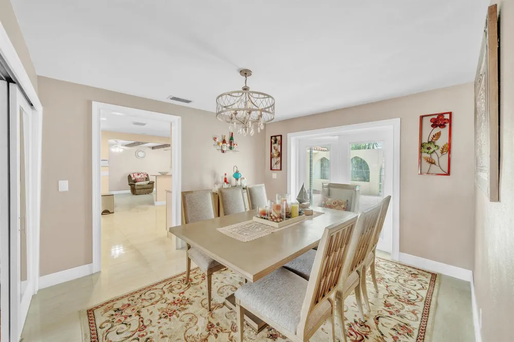 3860 NW 100th Avenue Coral Springs, FL 33065