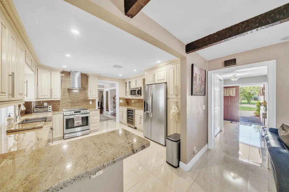3860 NW 100th Avenue Coral Springs, FL 33065