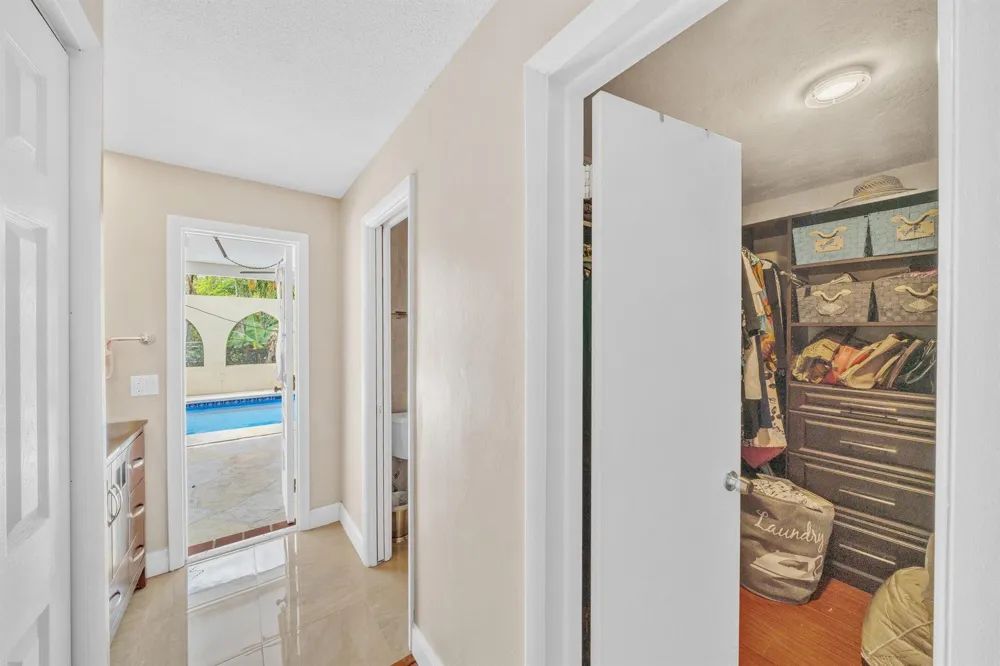 3860 NW 100th Avenue Coral Springs, FL 33065