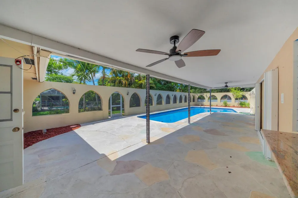 3860 NW 100th Avenue Coral Springs, FL 33065