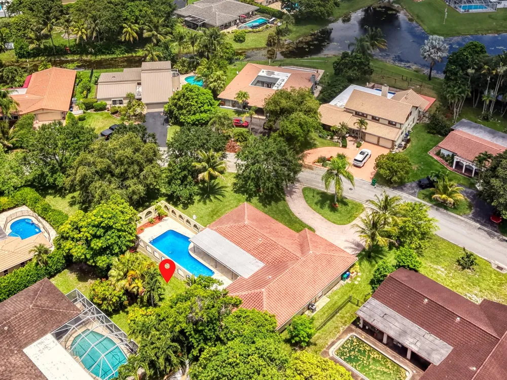 3860 NW 100th Avenue Coral Springs, FL 33065
