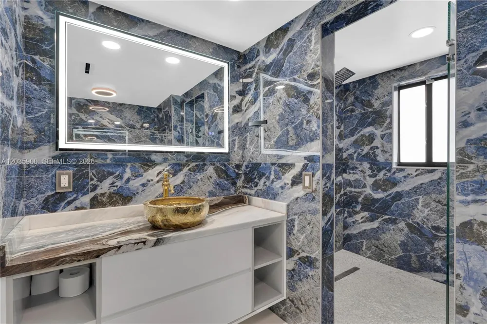 13330 SW 5th St Miami, FL 33184