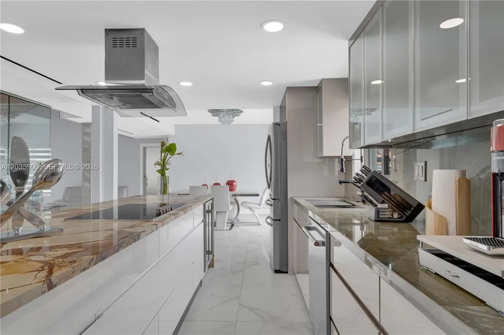 13330 SW 5th St Miami, FL 33184
