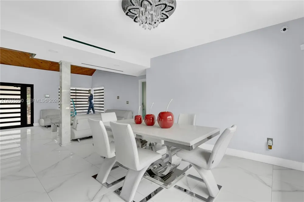 13330 SW 5th St Miami, FL 33184
