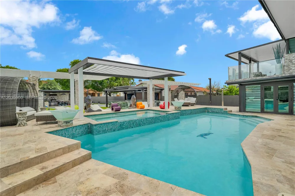 13330 SW 5th St Miami, FL 33184