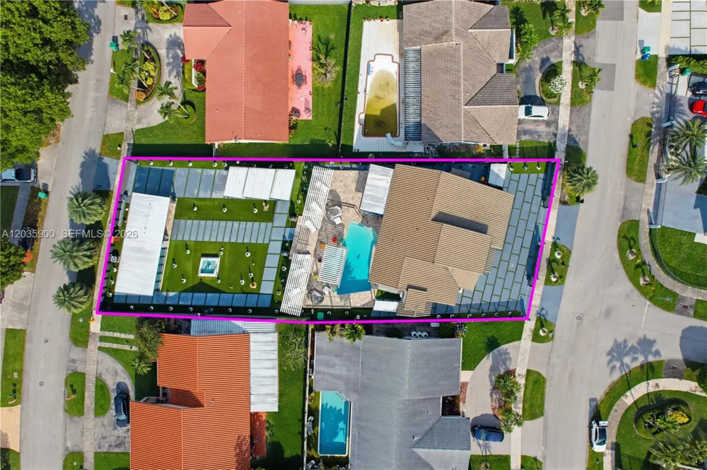 13330 SW 5th St Miami, FL 33184