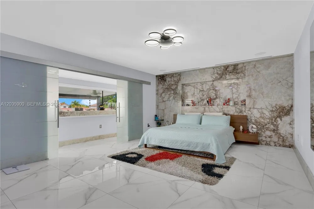 13330 SW 5th St Miami, FL 33184