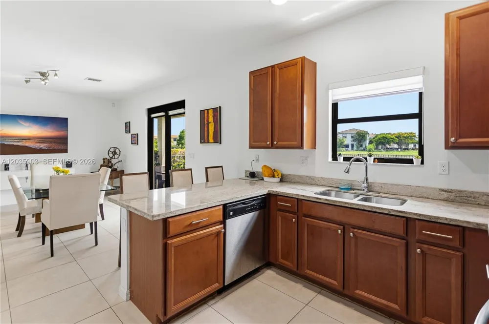 612 NE 193rd St Miami, FL 33179