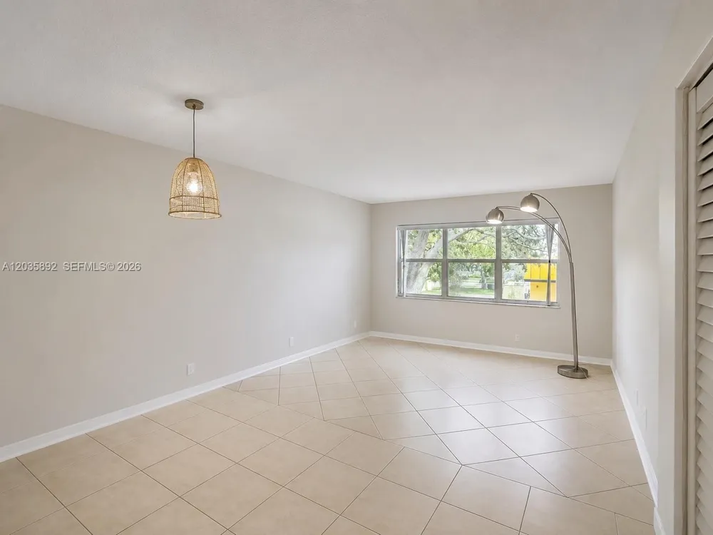 280 S Cypress Rd #310 Pompano Beach, FL 33060