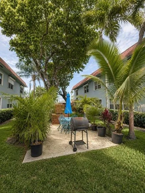 280 S Cypress Rd #310 Pompano Beach, FL 33060