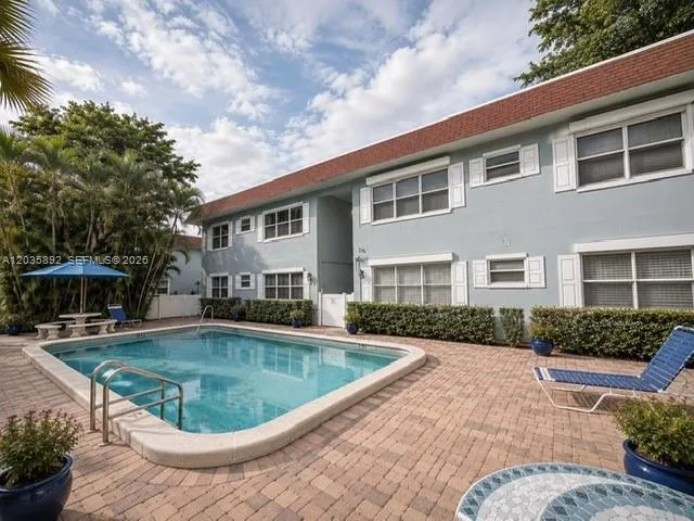 280 S Cypress Rd #310 Pompano Beach, FL 33060