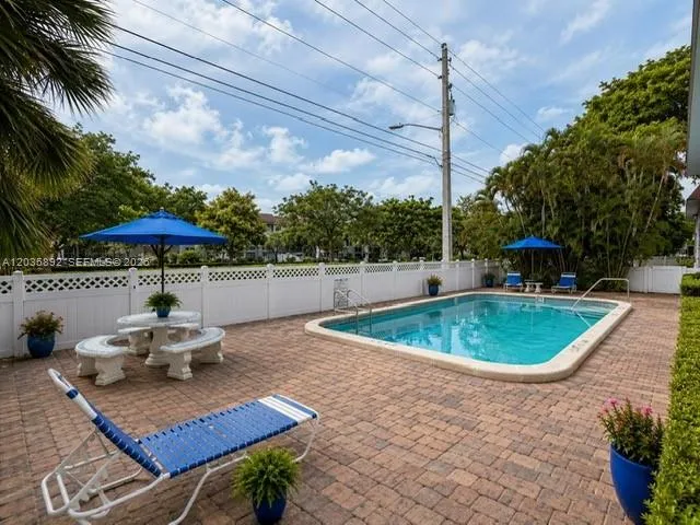 280 S Cypress Rd #310 Pompano Beach, FL 33060