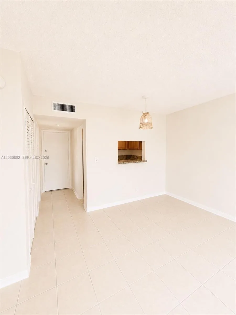 280 S Cypress Rd #310 Pompano Beach, FL 33060