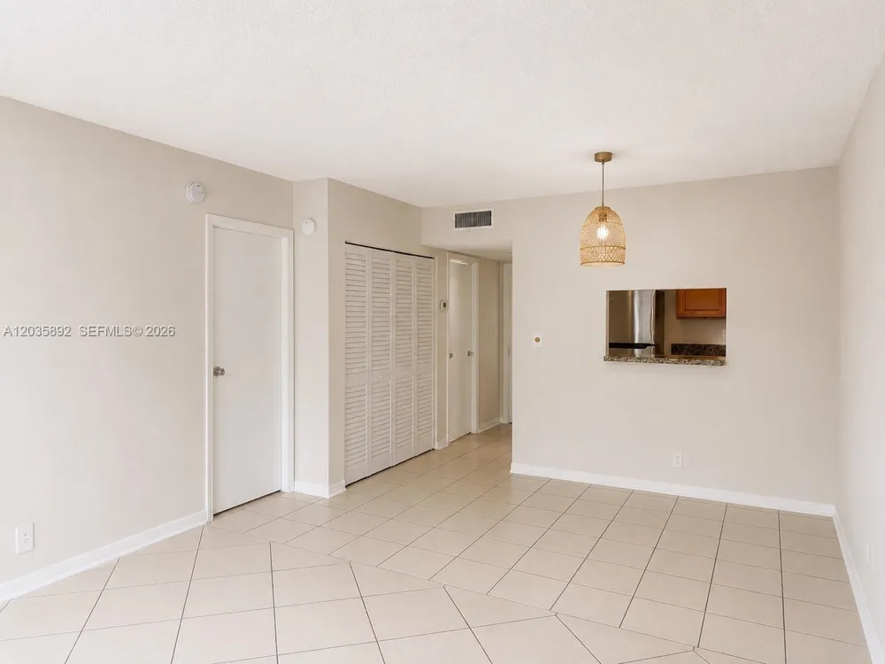 280 S Cypress Rd #310 Pompano Beach, FL 33060