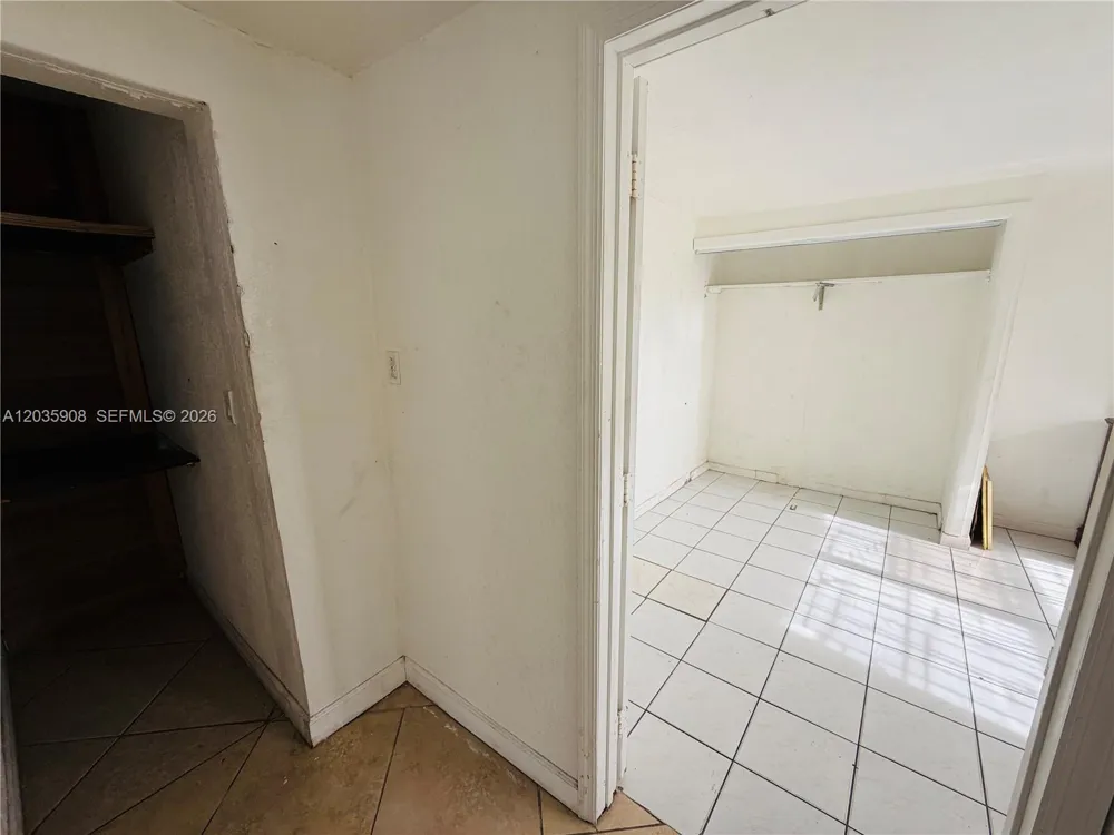 1550 E 10th Ave Hialeah, FL 33010