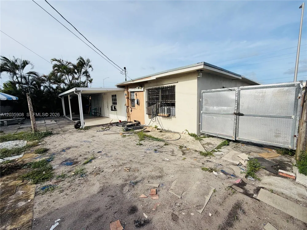 1550 E 10th Ave Hialeah, FL 33010