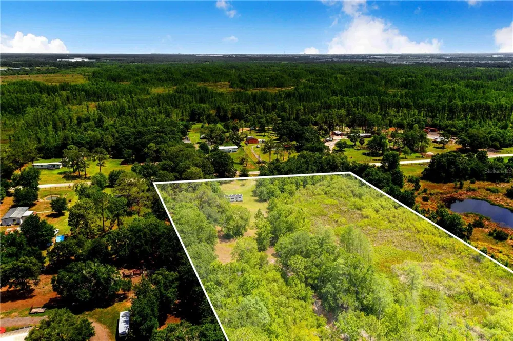6873 WILBAR LANE Haines City, FL 33844