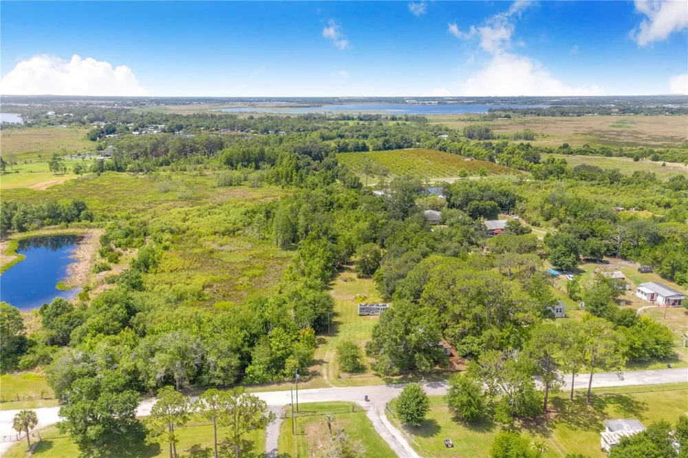 6873 WILBAR LANE Haines City, FL 33844