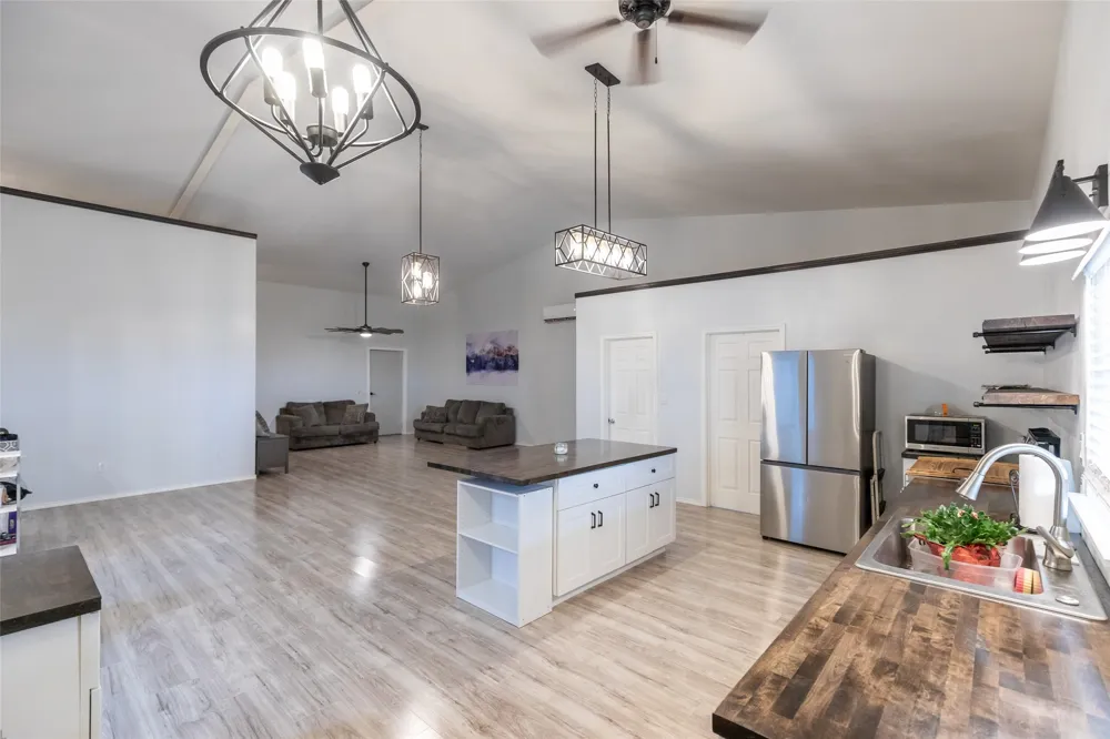 2988 CR 435 Anson, TX 79501