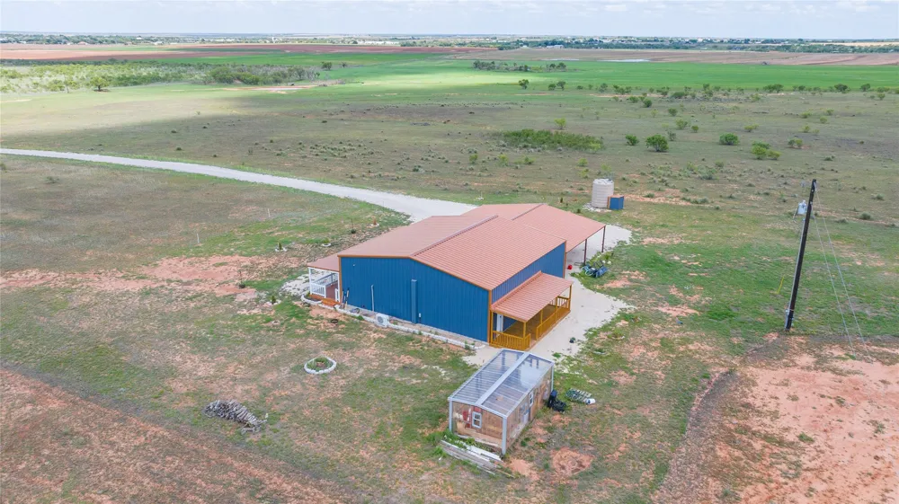 2988 CR 435 Anson, TX 79501