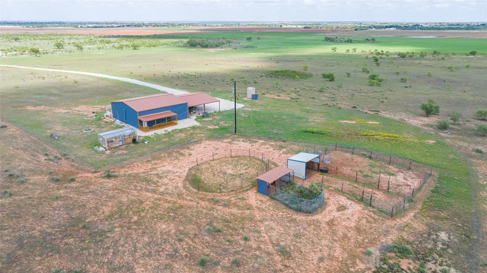 2988 CR 435 Anson, TX 79501