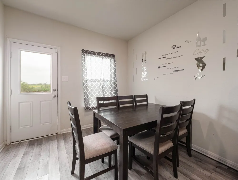 135 Bush Drive Venus, TX 76084