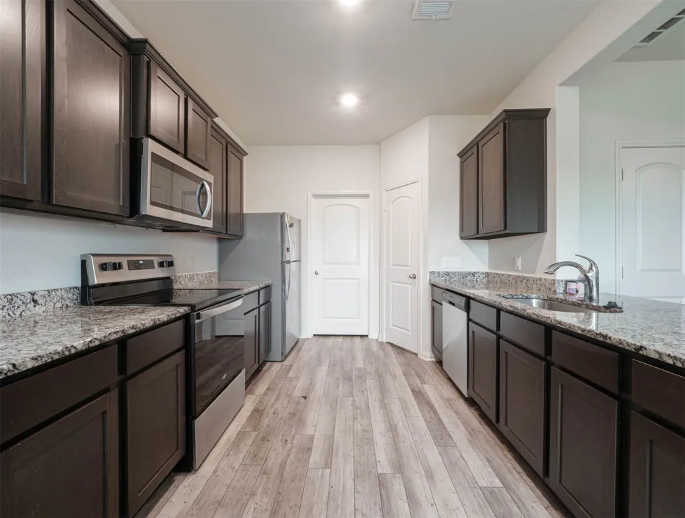 135 Bush Drive Venus, TX 76084