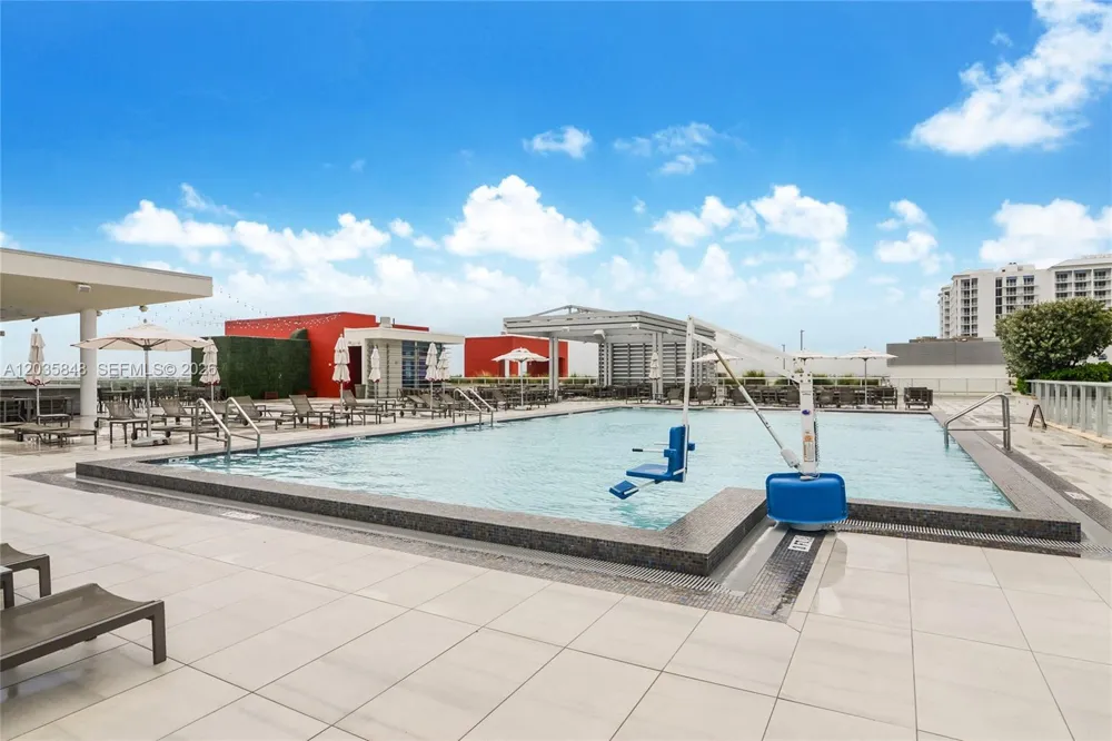 777 Ocean Dr #N516 Hollywood, FL 33019