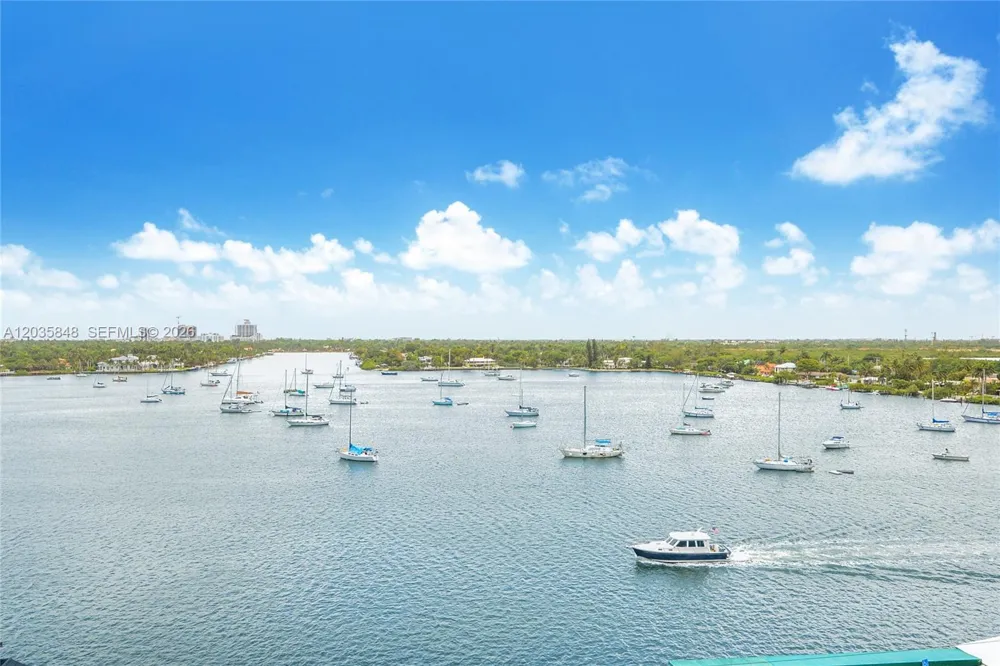 777 Ocean Dr #N516 Hollywood, FL 33019