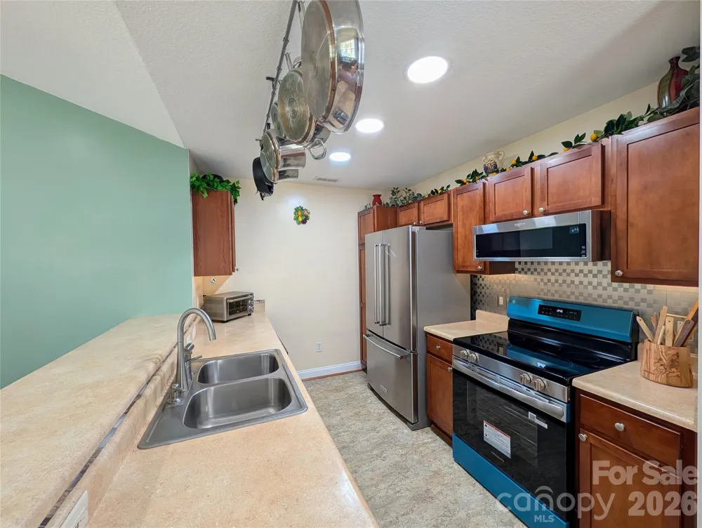 65 Foxden Drive #201 Fletcher, NC 28732