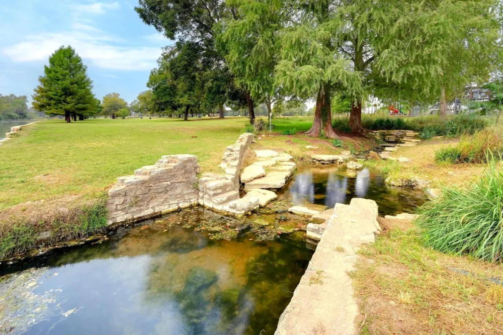 119 Stephen Lane Georgetown, TX 78626