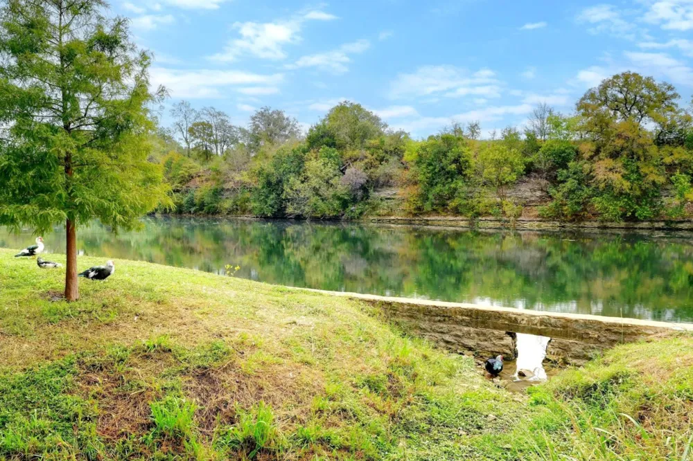 119 Stephen Lane Georgetown, TX 78626