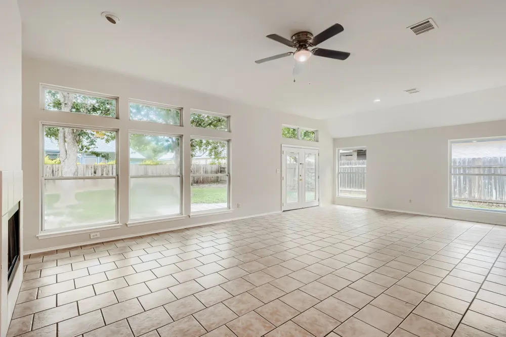 119 Stephen Lane Georgetown, TX 78626