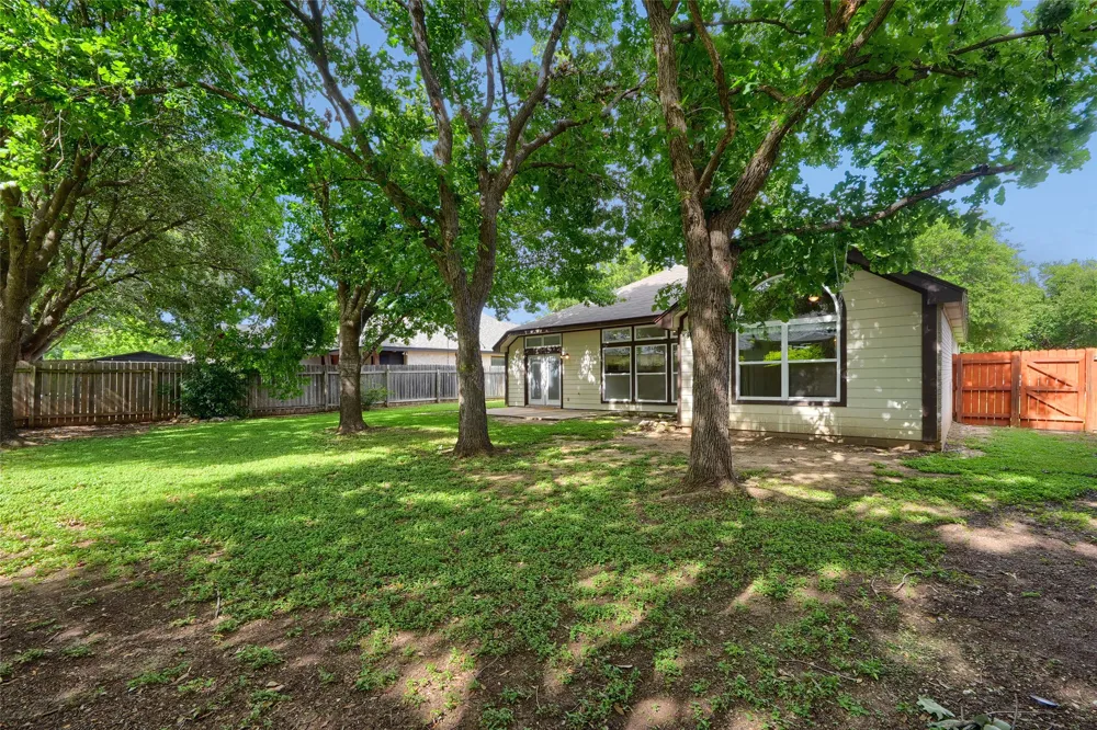 119 Stephen Lane Georgetown, TX 78626