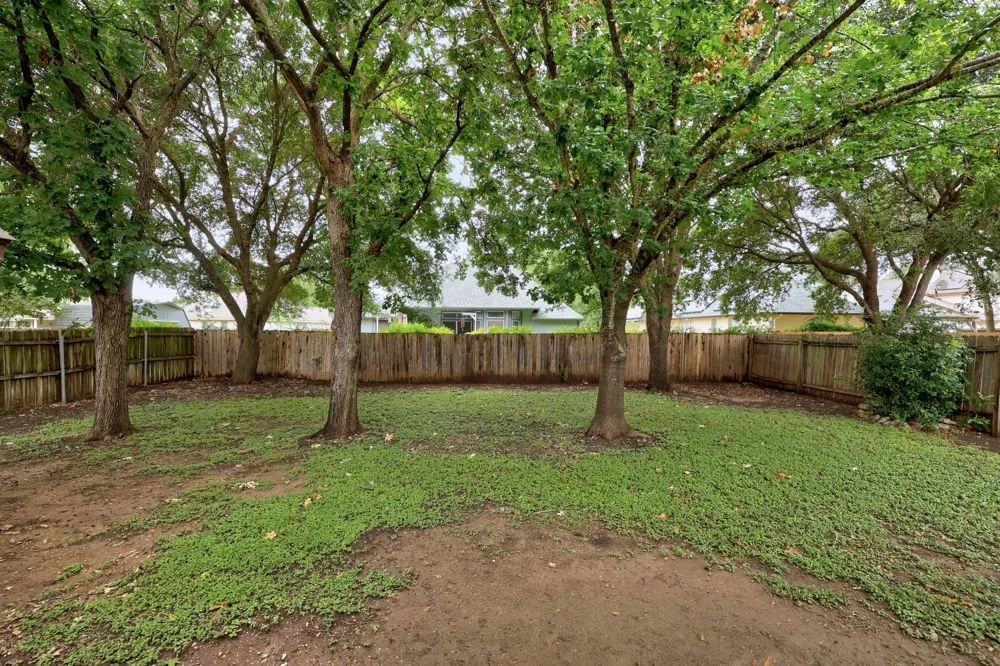 119 Stephen Lane Georgetown, TX 78626