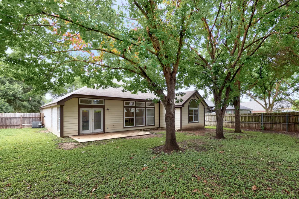 119 Stephen Lane Georgetown, TX 78626