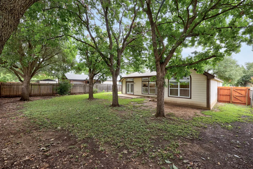 119 Stephen Lane Georgetown, TX 78626