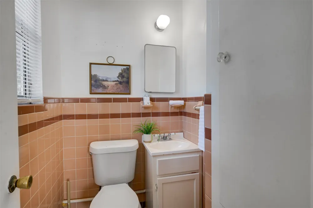 3165 E Houston Street Paris, TX 75460
