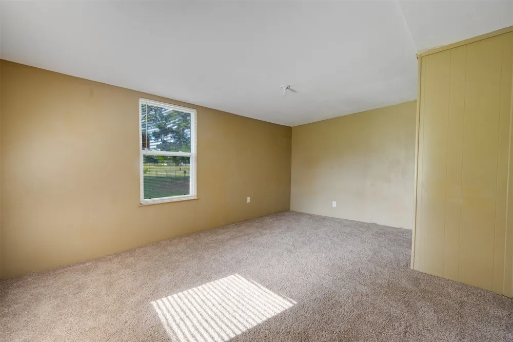 3165 E Houston Street Paris, TX 75460