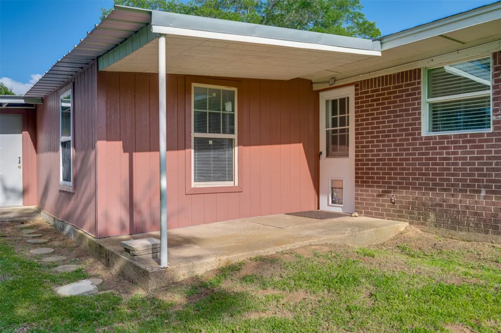 3165 E Houston Street Paris, TX 75460