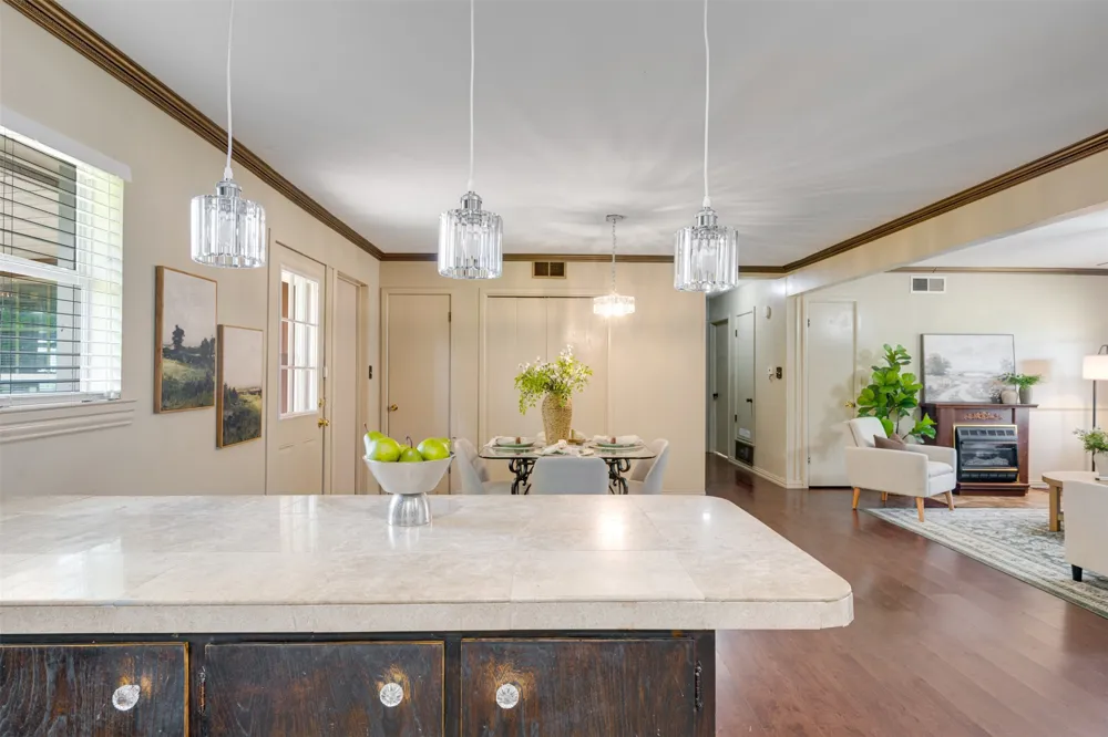 3165 E Houston Street Paris, TX 75460
